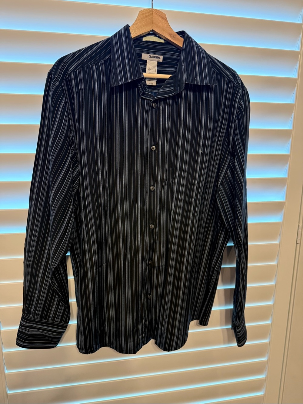 Men dress shirt, Claiborne Luxs